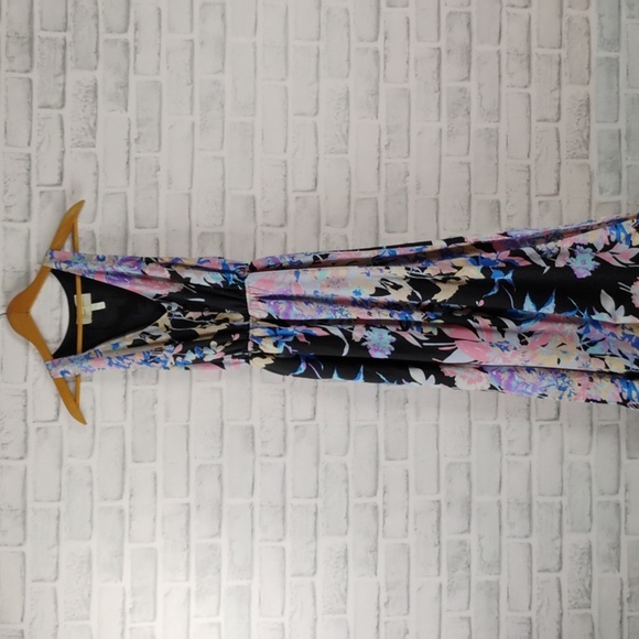 Yumi Kim Black and Blue Floral Maxi Dress - Picture 4 of 7